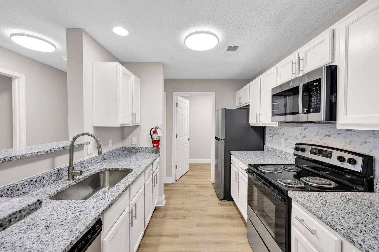 Palmetto Ridge - Photo 4 of 50