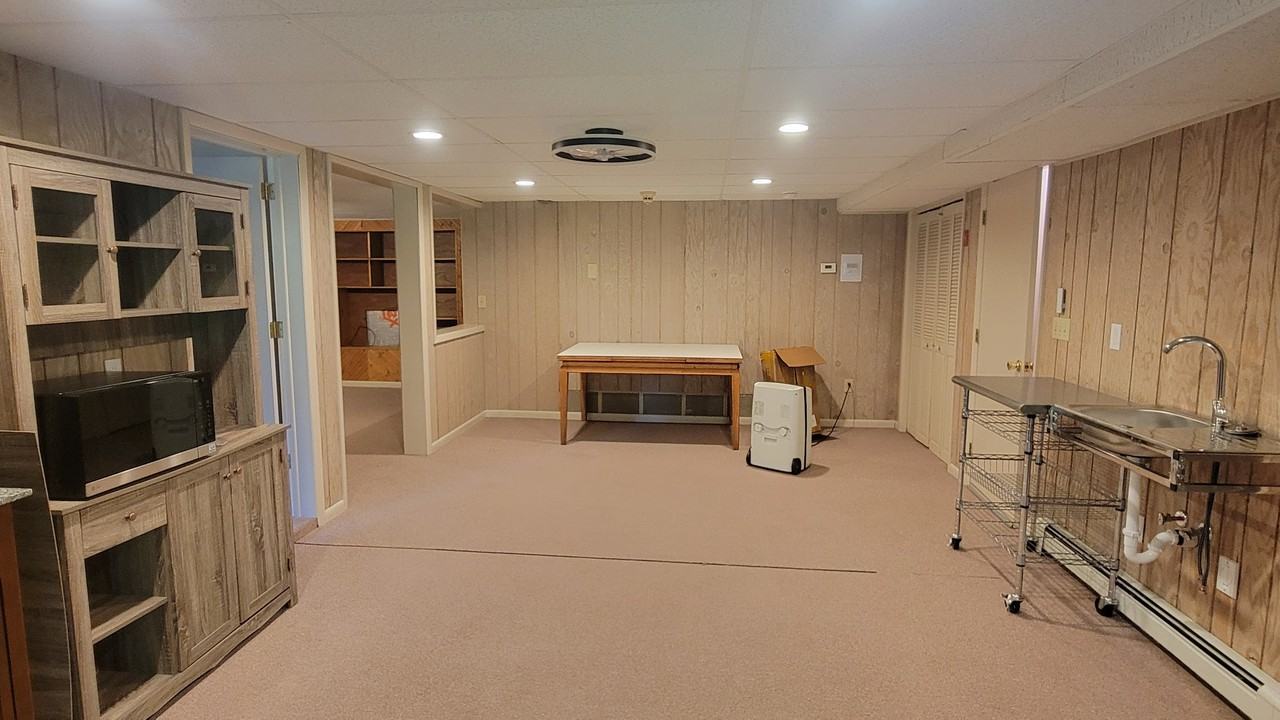 1 Meadowbrook Rd #3ROOMSUITE - Photo 3 of 10