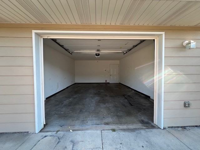 4131 Parkview Dr #4 - Photo 2 of 21