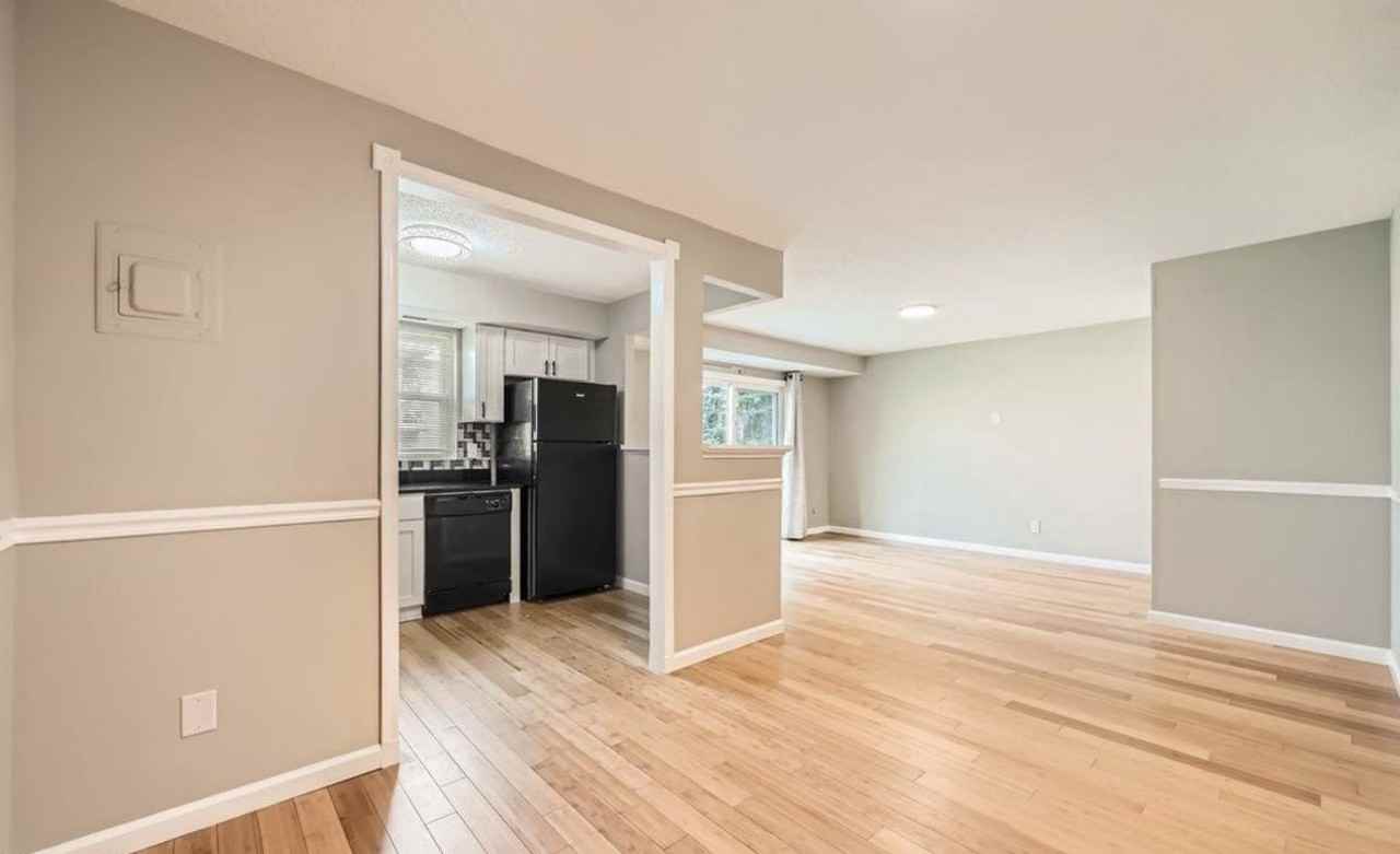 11921 Tarragon Rd #F - Photo 4 of 16