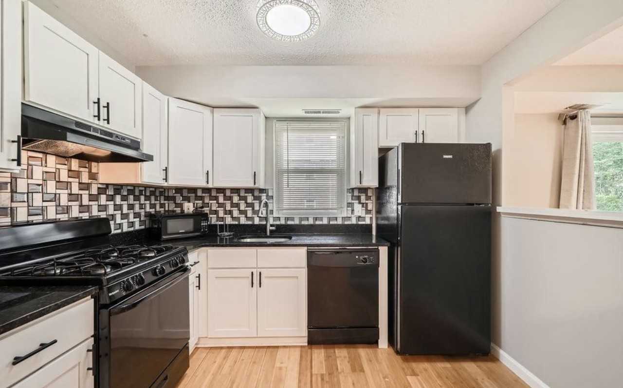 11921 Tarragon Rd #F - Photo 6 of 16