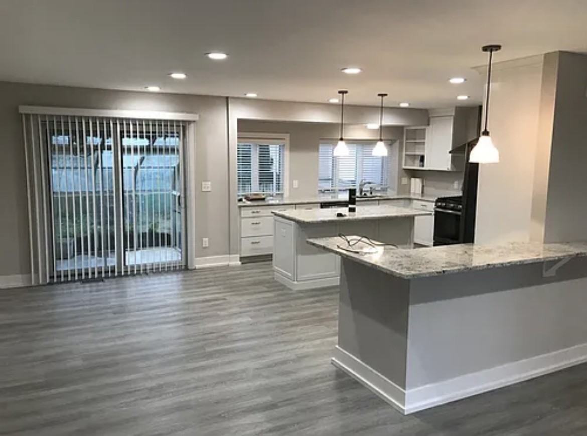 2866 Baylis Dr #NA - Photo 2 of 15