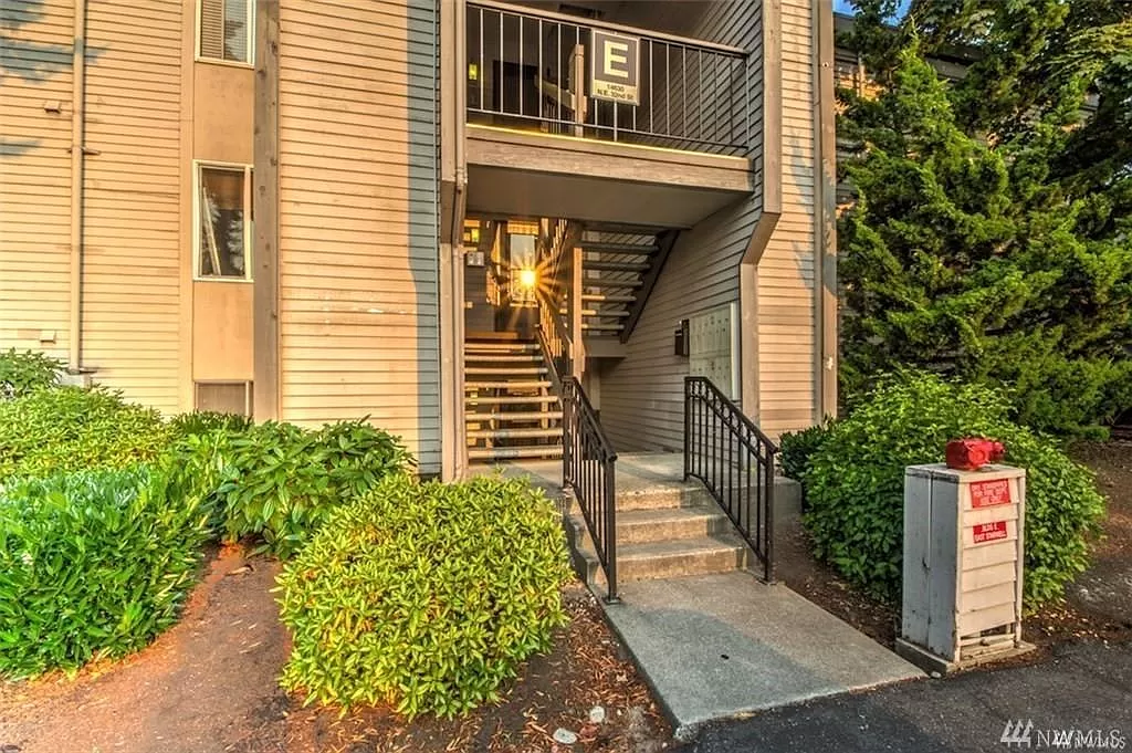 14630 Ne 32nd St #5E - Photo 2 of 7