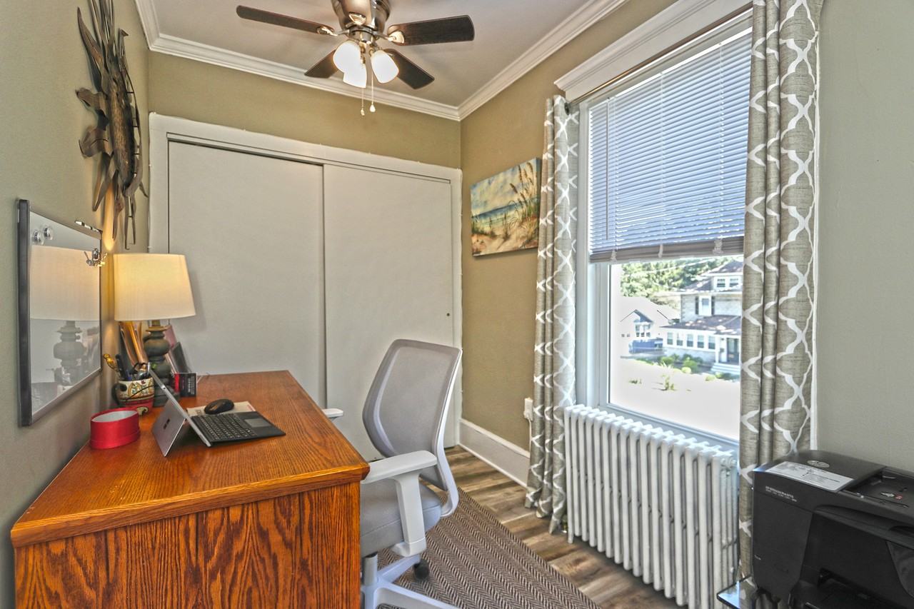 10 Noble Ave #10 - Photo 6 of 29