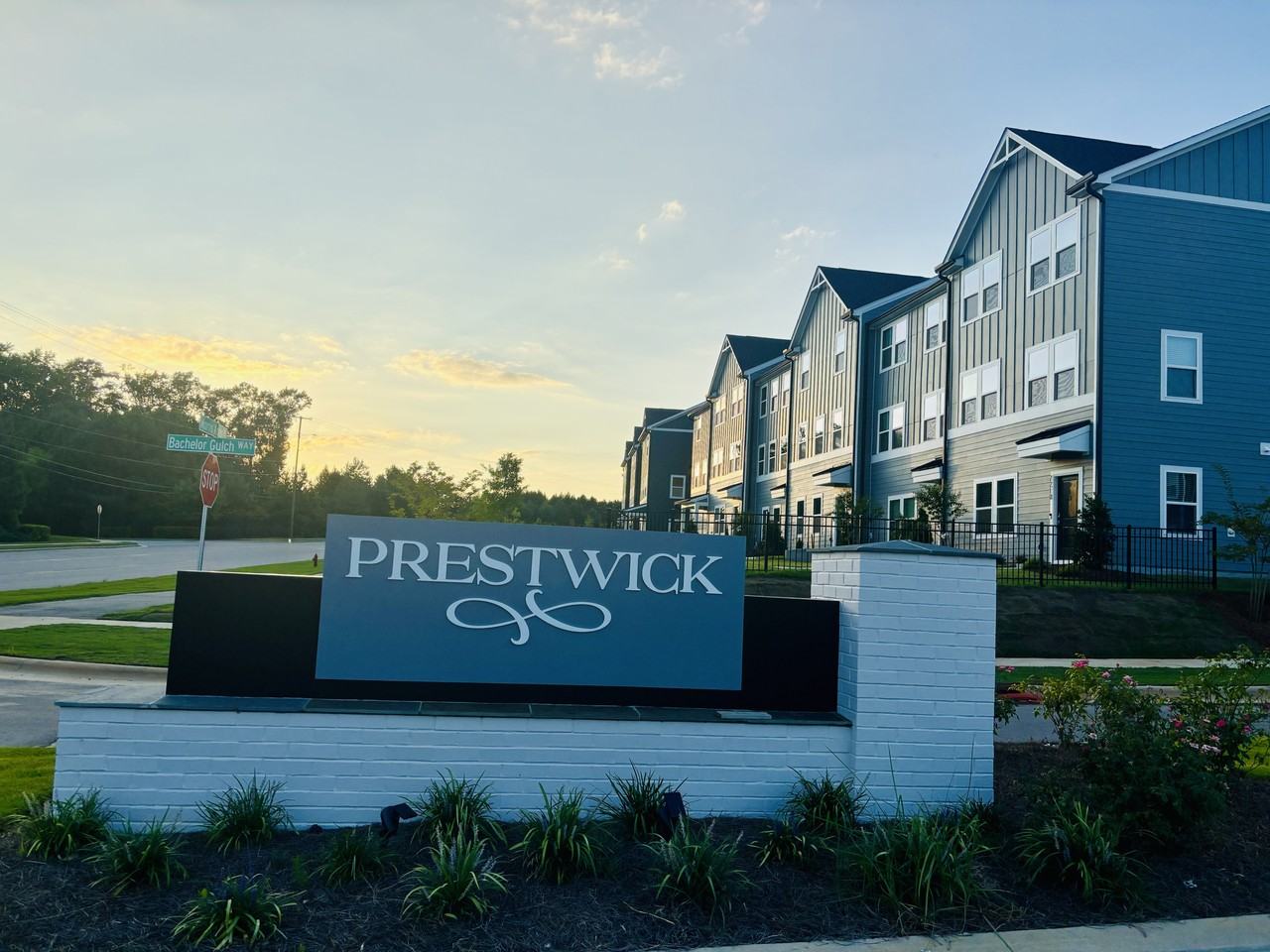 7230 Morris Acres Rd - Photo 2 of 28