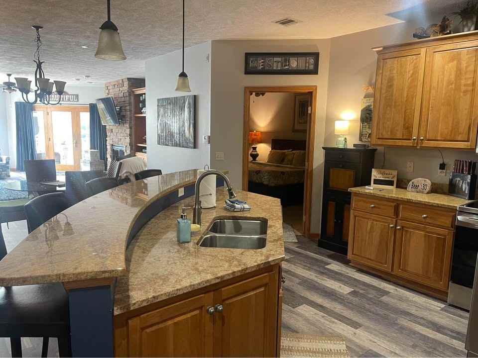 435 240th Ave - Photo 3 of 46