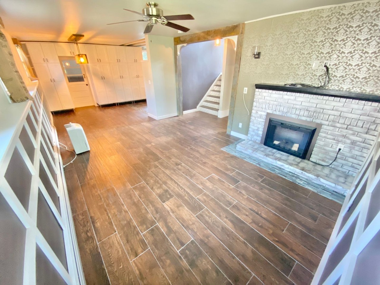 235 Pleasant Ave - Photo 6 of 19