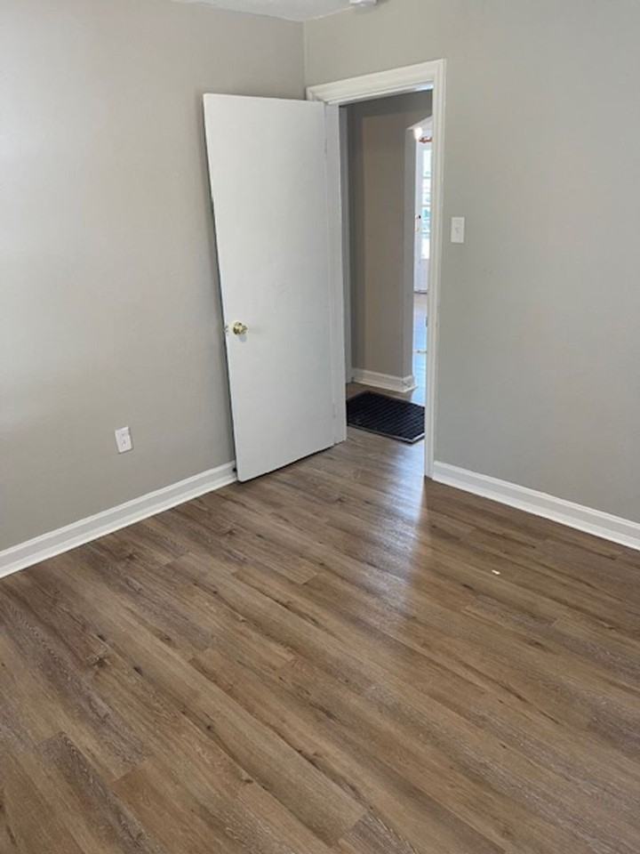 1237 Durbin St - Photo 5 of 5