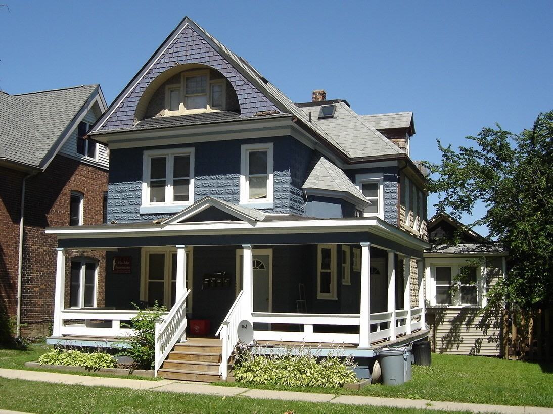 124 College Place - Photo 2 of 31