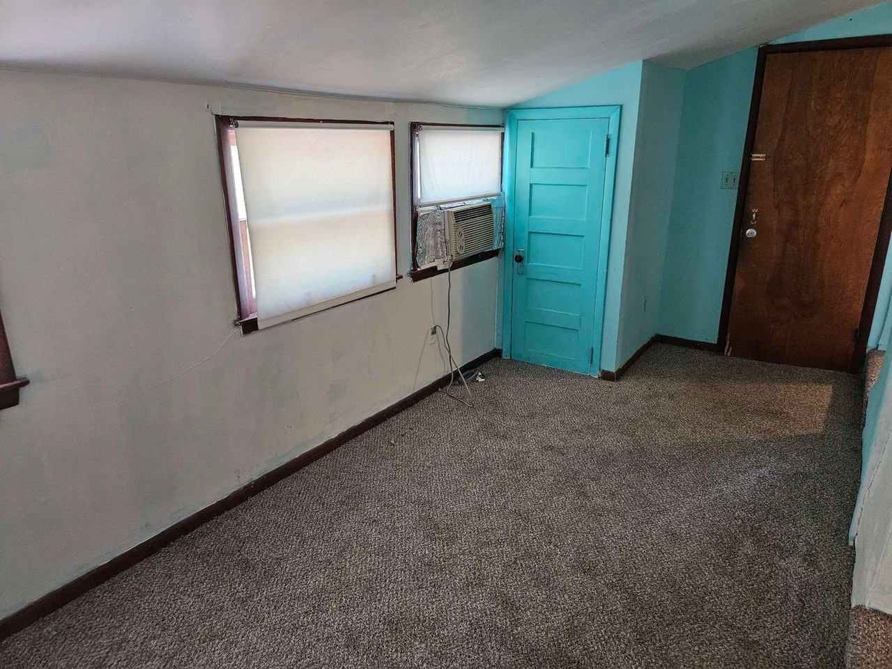 109 East Stewart Road - Photo 6 of 26