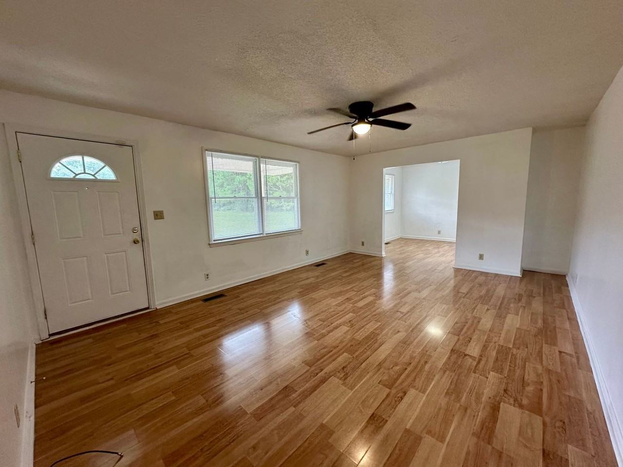 1320 Wells Rd - Photo 2 of 11