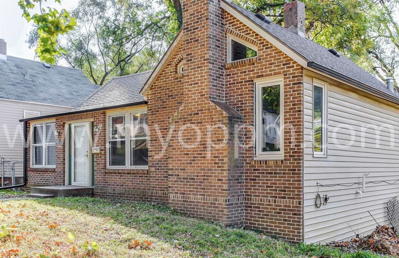 4537 Burdette St - Photo 2 of 20