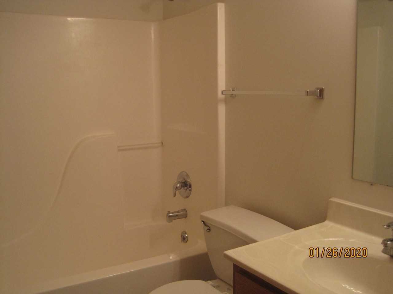 2126 Nw 55th St - Photo 6 of 16