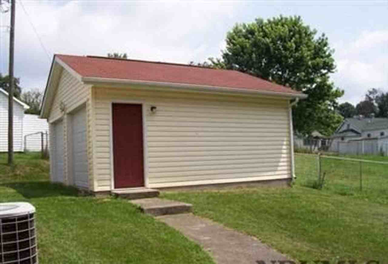 809 2nd Avenue - Photo 7 of 16