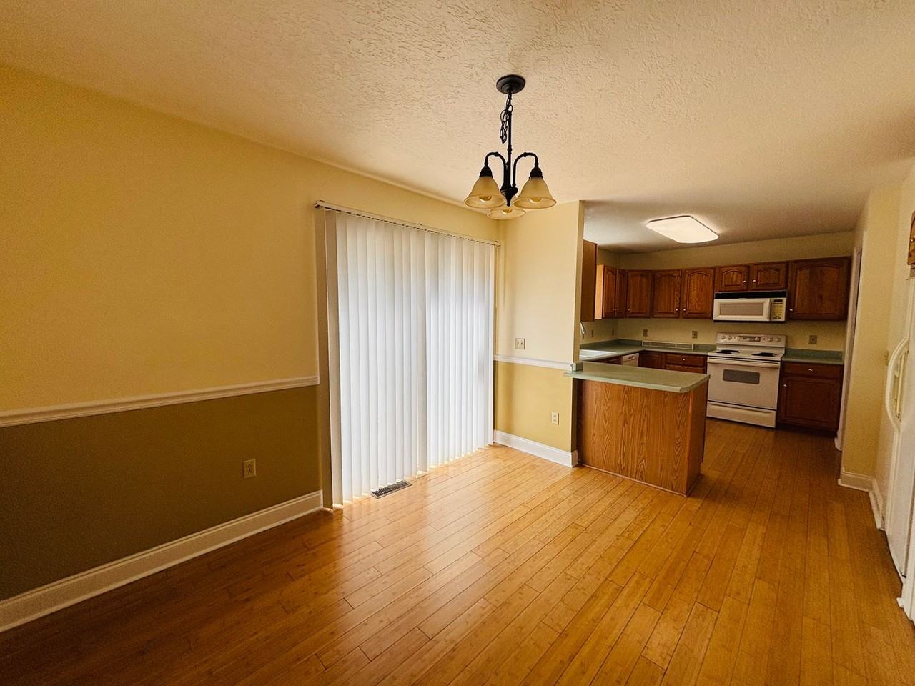 260 Bronze Leaf Dr - Photo 5 of 23