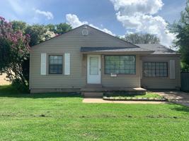 featured image of 300 Russell Dr