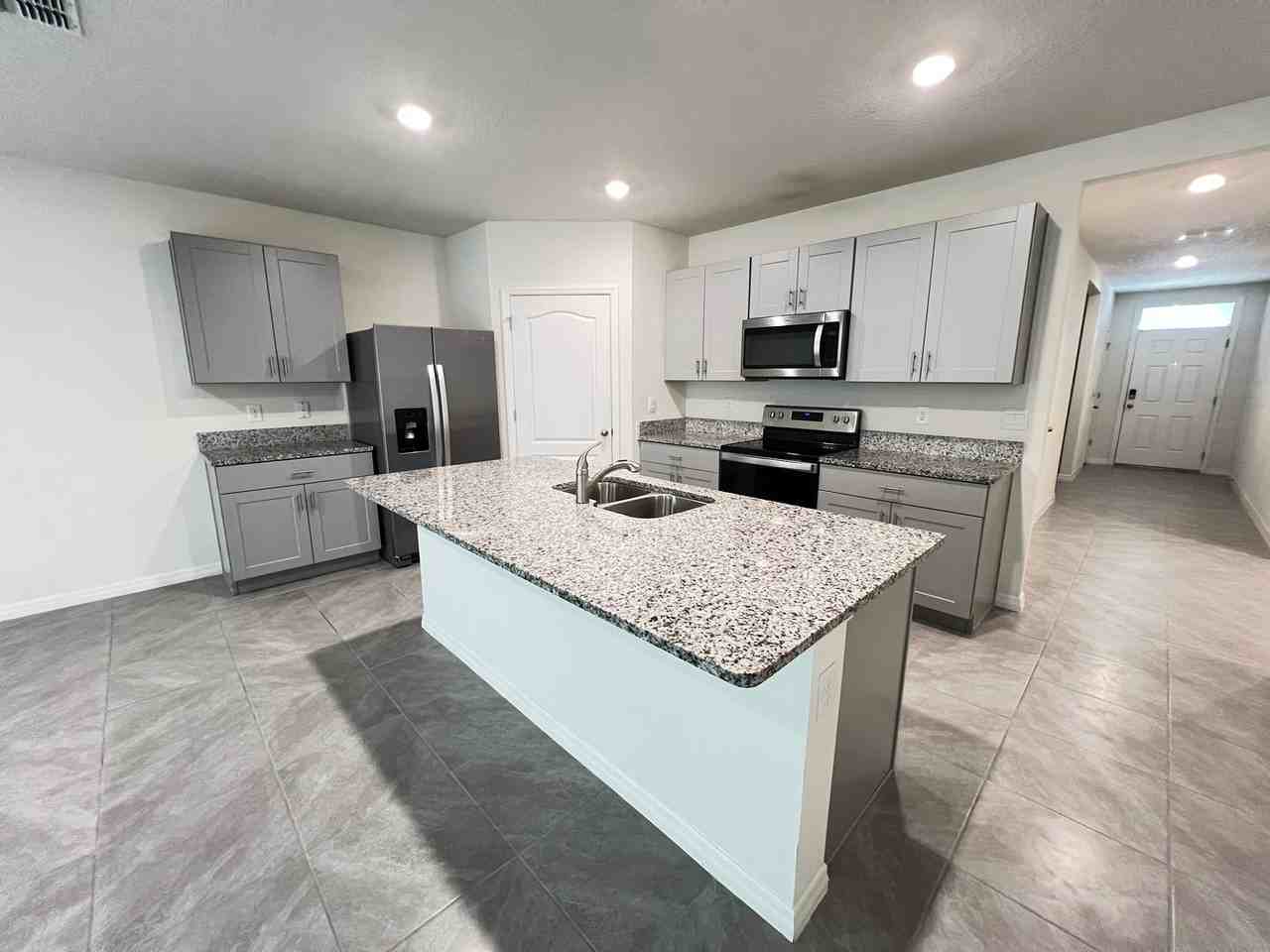 536 Emily Glen Street - Photo 7 of 29