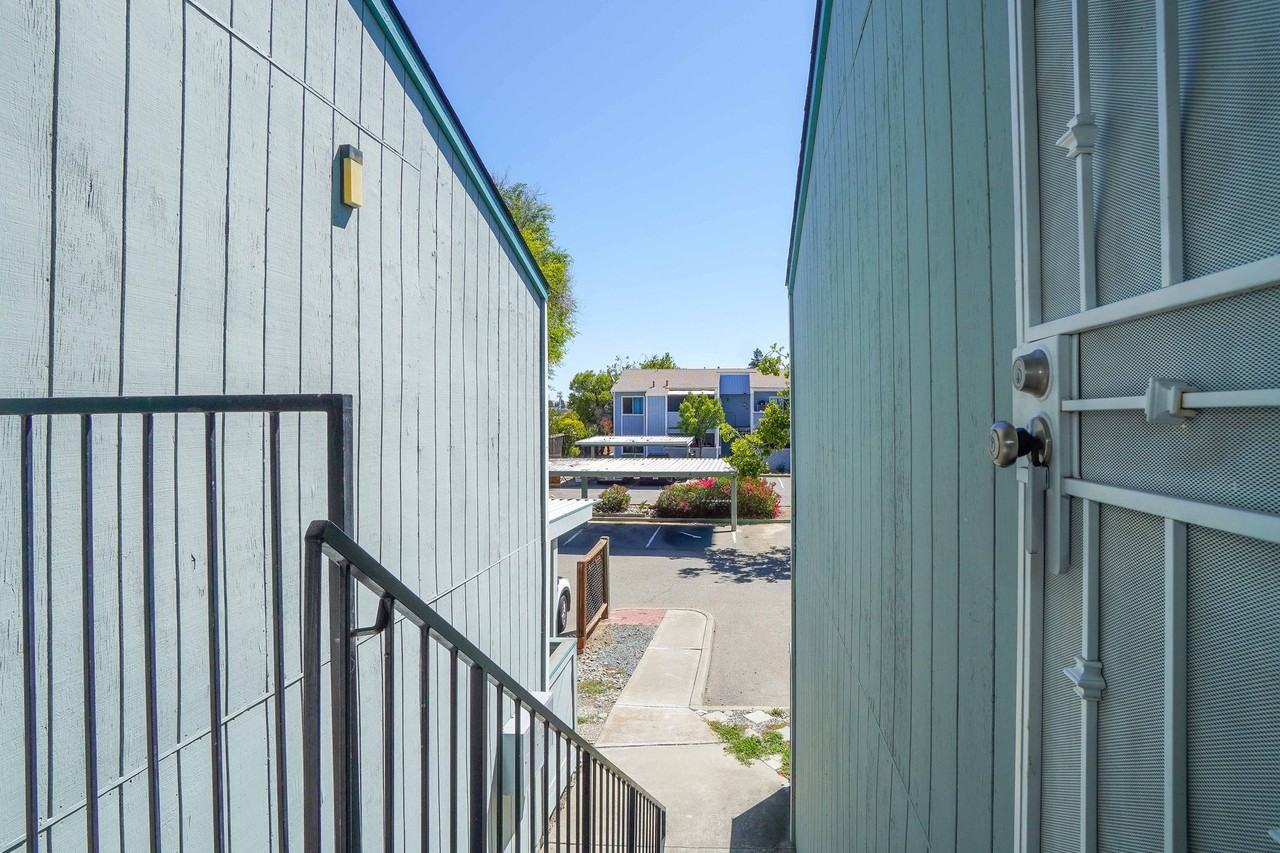 Modern living in downtown Livermore - Photo 2 of 28