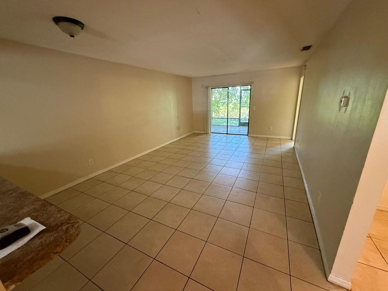 417 Century Blvd - Photo 3 of 10