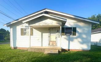 620 S Magnolia St - Photo 1 of 1