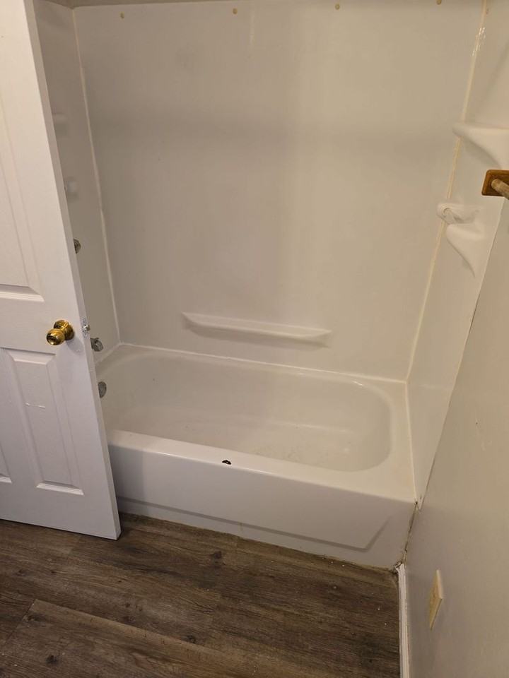 2808 South Elm Street - Photo 4 of 11