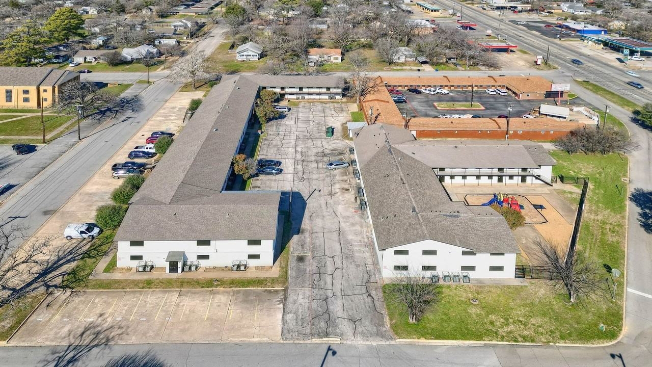 The Circle at Denison - Photo 3 of 29