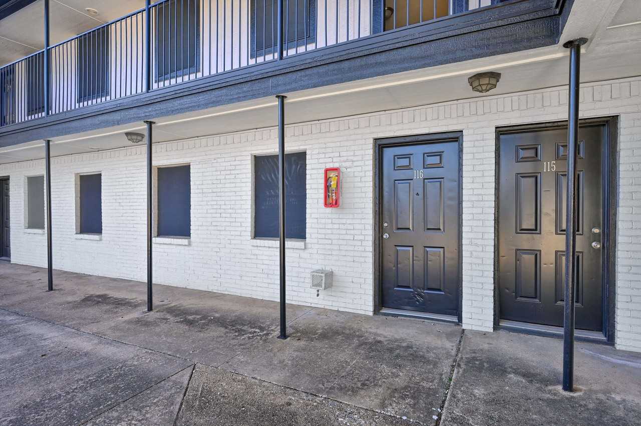 The Circle at Denison - Photo 4 of 29