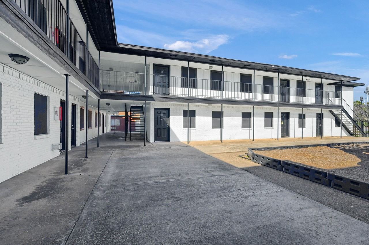 The Circle at Denison - Photo 6 of 29