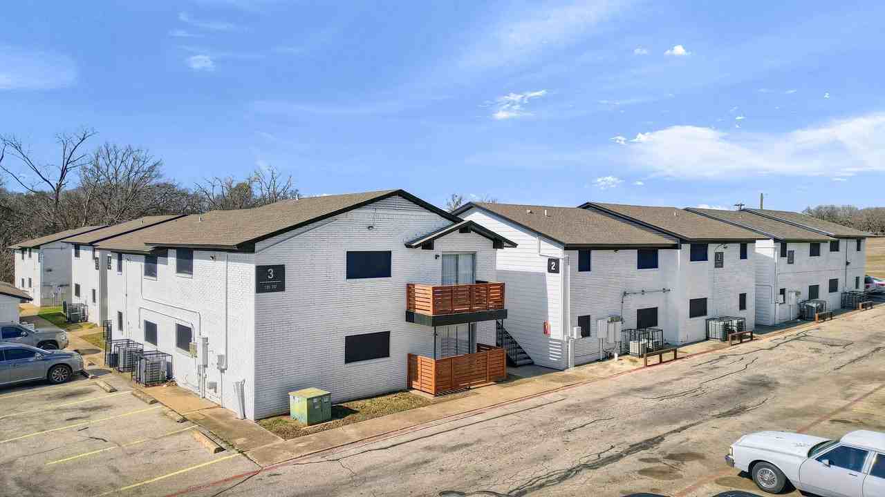 The Crawford at Denison - Photo 3 of 35