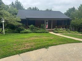 featured image of 8024 Bradford Ln