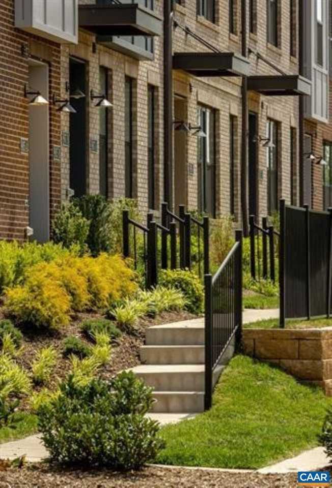 828A Wesley Ln #A - Photo 6 of 33