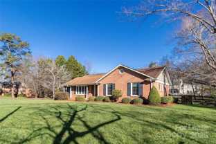 6618 Castlegate Dr - Photo 1 of 1