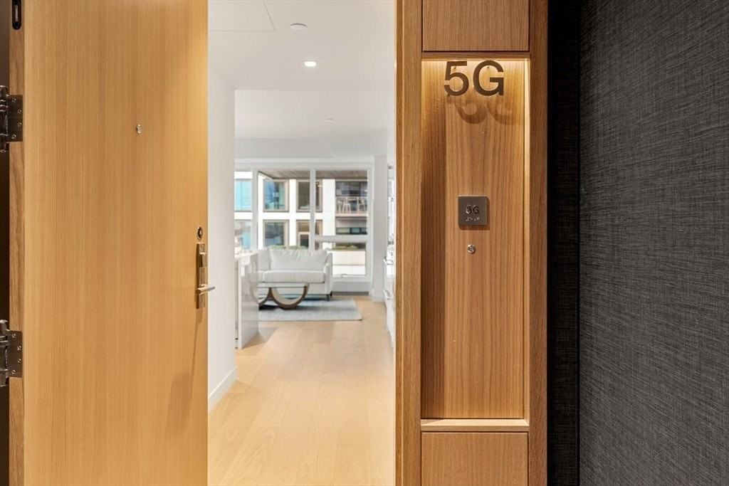 150 Seaport Blvd Unit 5g - Photo 2 of 21