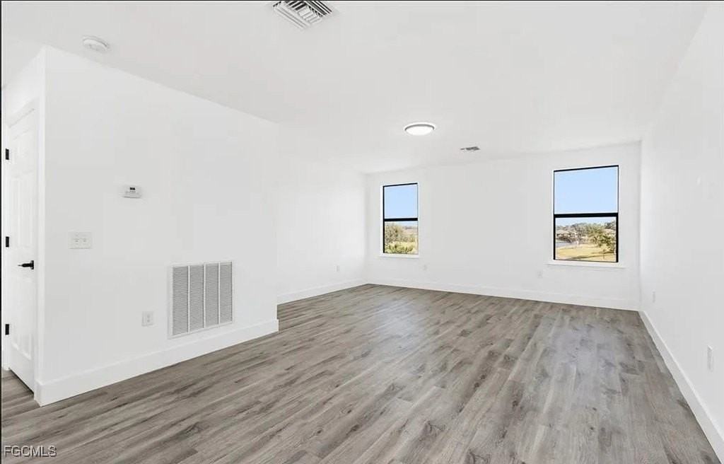 306 Shadow Lakes Dr - Photo 3 of 13