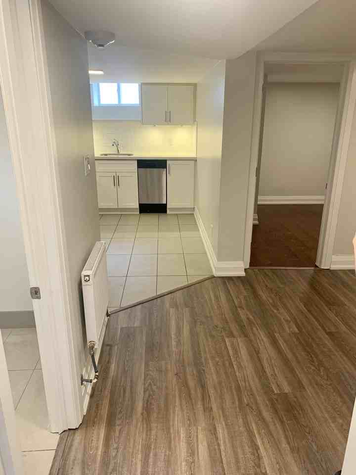 158 Marion Street #B2 - Photo 4 of 10