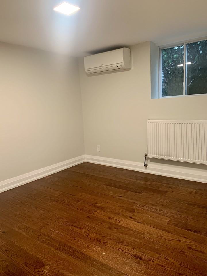 158 Marion Street #B2 - Photo 6 of 10