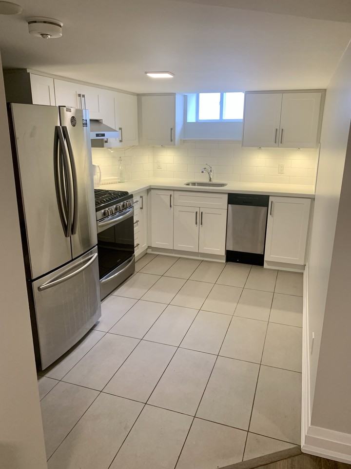 158 Marion Street #B2 - Photo 7 of 10