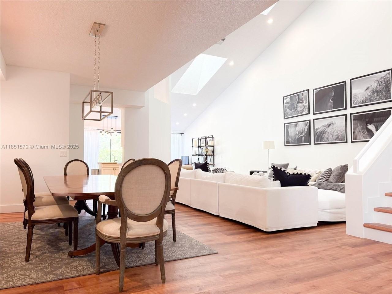 2530 Windsor Way Ct #NA - Photo 6 of 35