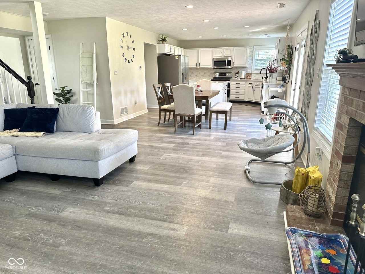 3517 White Cliff Way - Photo 6 of 16