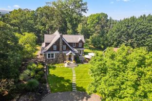 424 Storms Rd - Photo 1 of 1