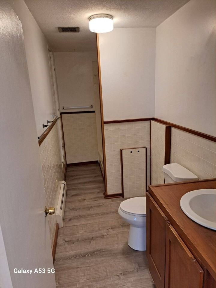 604 White St Sw - Photo 3 of 4