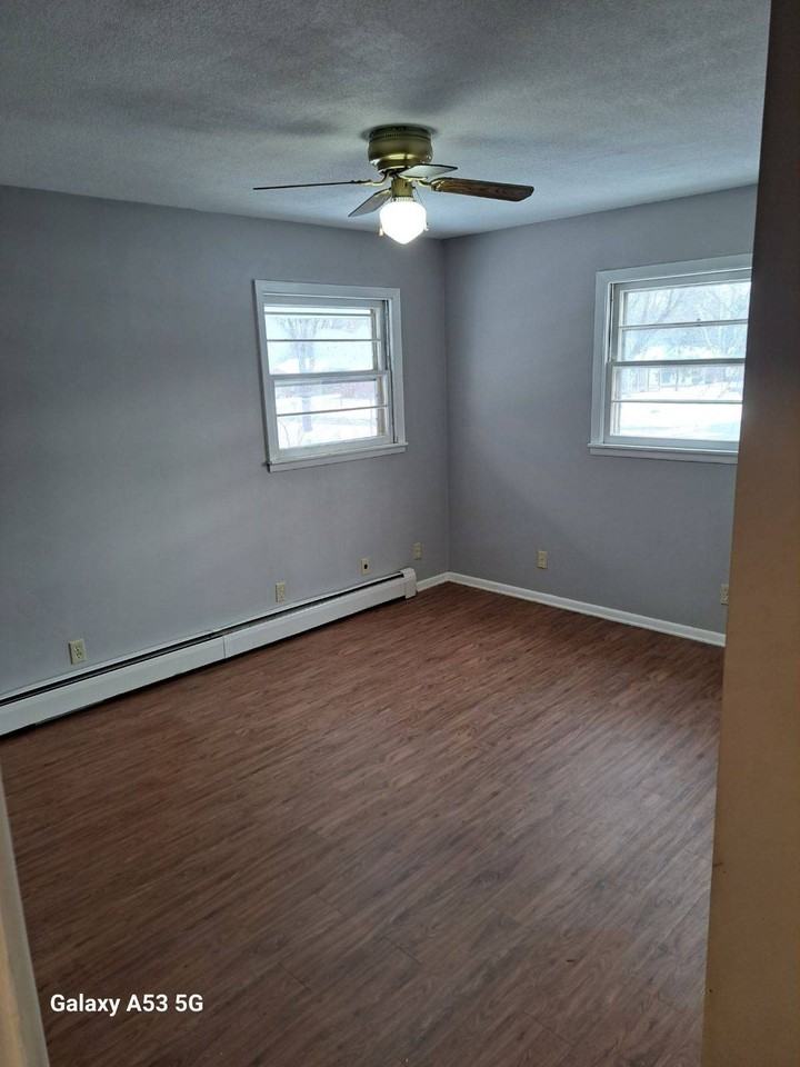 604 White St Sw - Photo 4 of 4