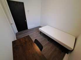 8902 Rue Saint-Hubert #C - Photo 1 of 1