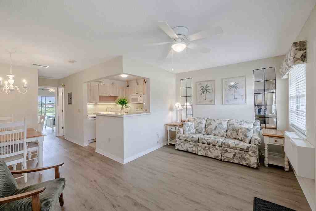 44 Woodland Dr Apt 204 #204