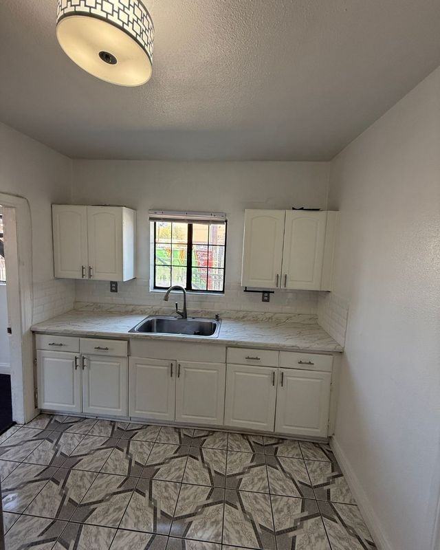 5371 Grace Pl ##3/4 - Photo 2 of 8