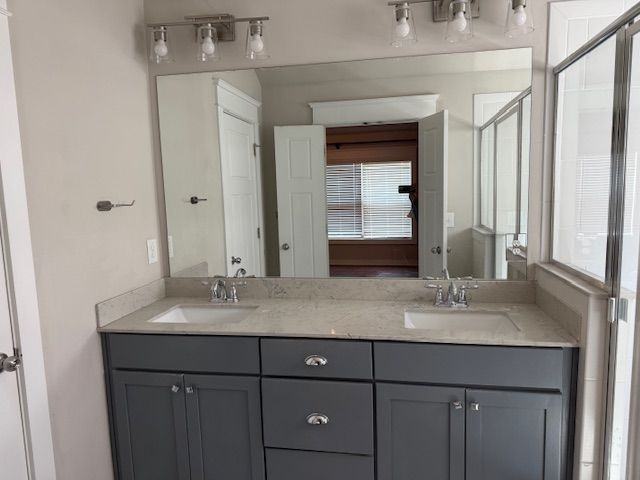 2674 Telfair Dr Se - Photo 3 of 11