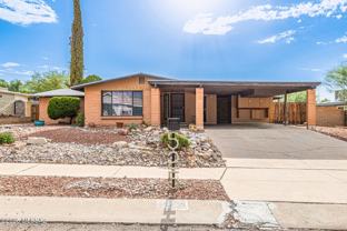 525 N Bunker Hill Dr - Photo 1 of 1