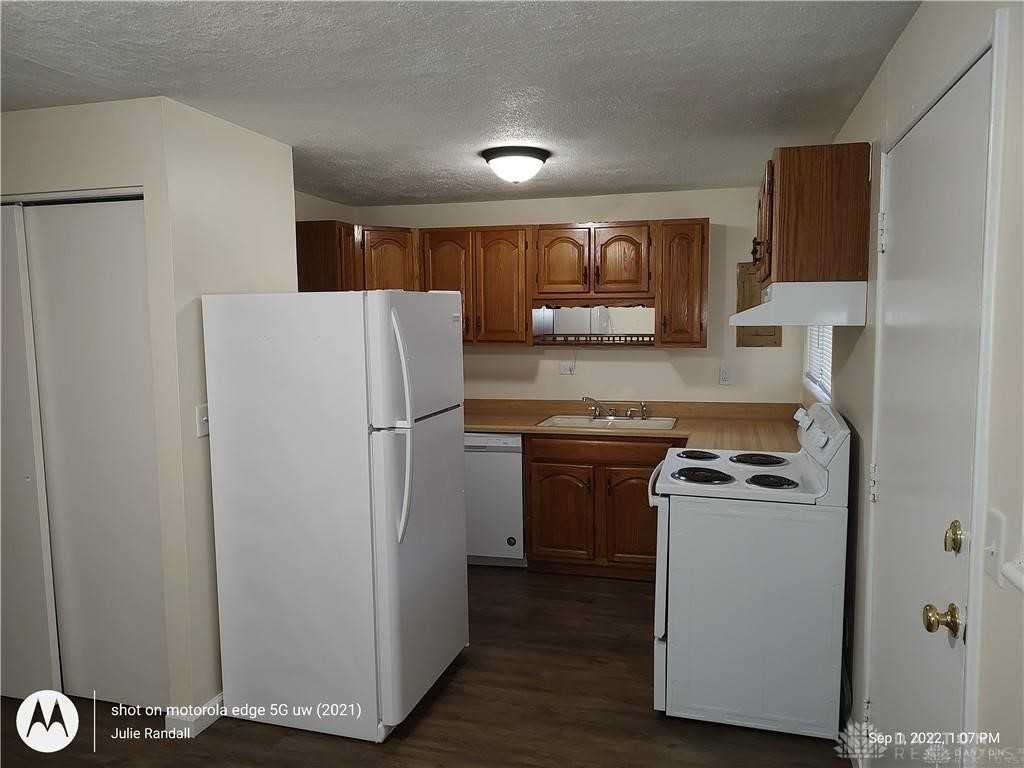 5185 Mariner Dr - Photo 6 of 20