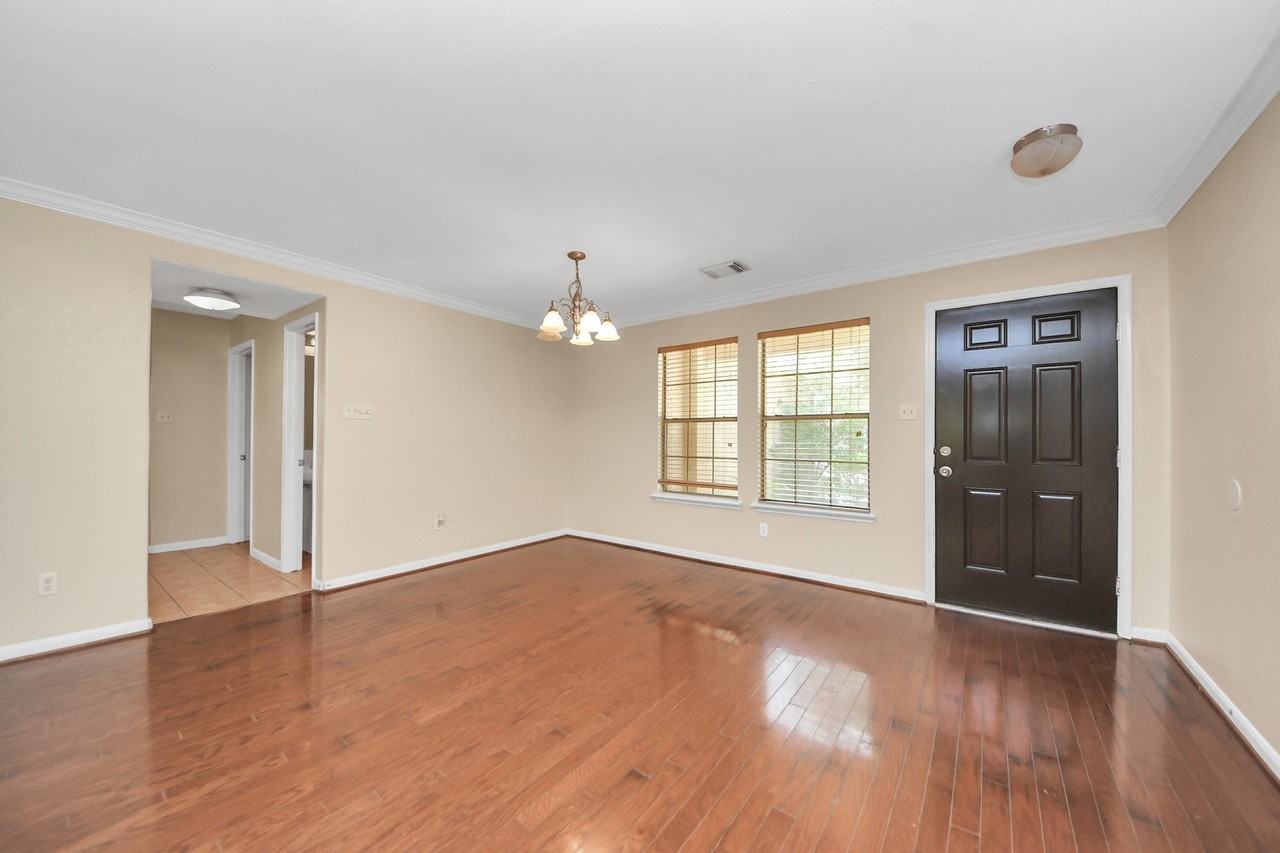 8127 Tassel Field Ln - Photo 6 of 41