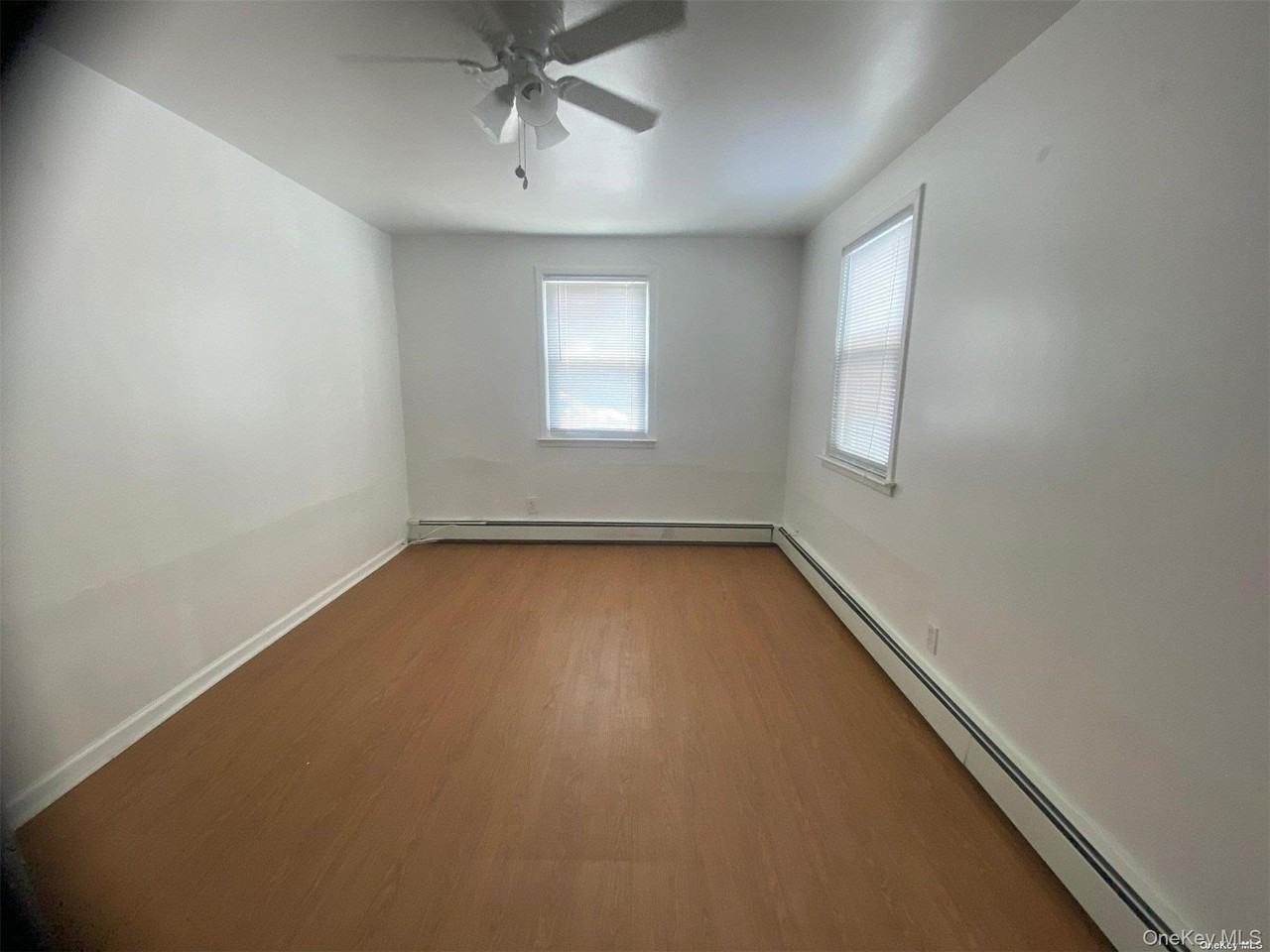 555 E State St - Photo 5 of 5